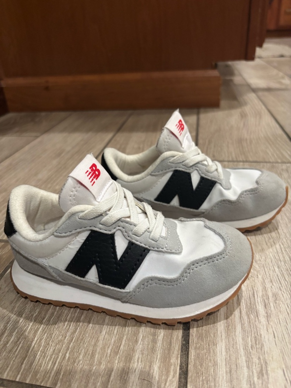 LIKE NEW! — New Balance 237 Toddler Sneakers Size 10 White Black